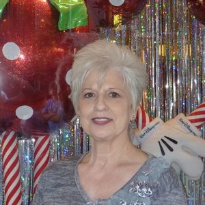 Meet your Posher, Christine